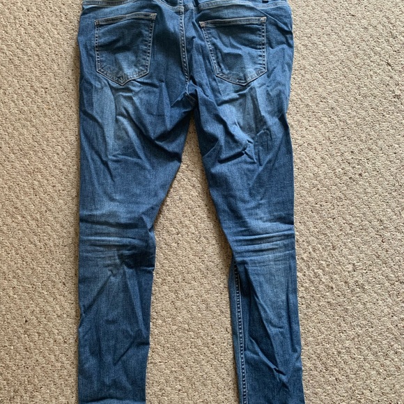 Not my style - Picture 2 of 2